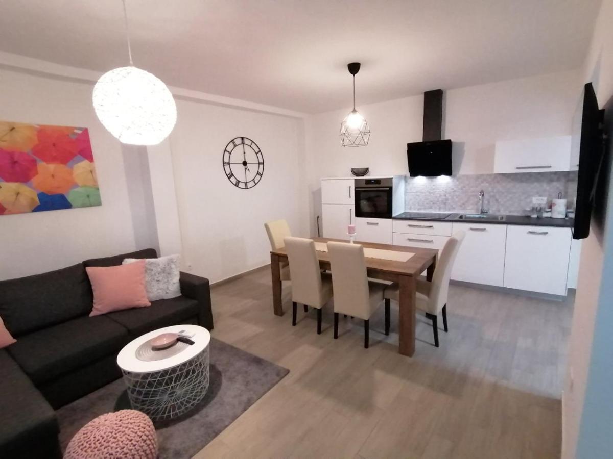 Apartments Pepe Novigrad Istria Esterno foto