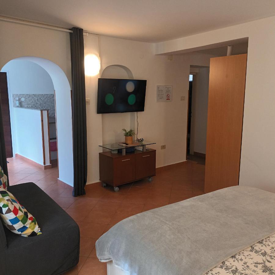 Apartments Pepe Novigrad Istria Esterno foto