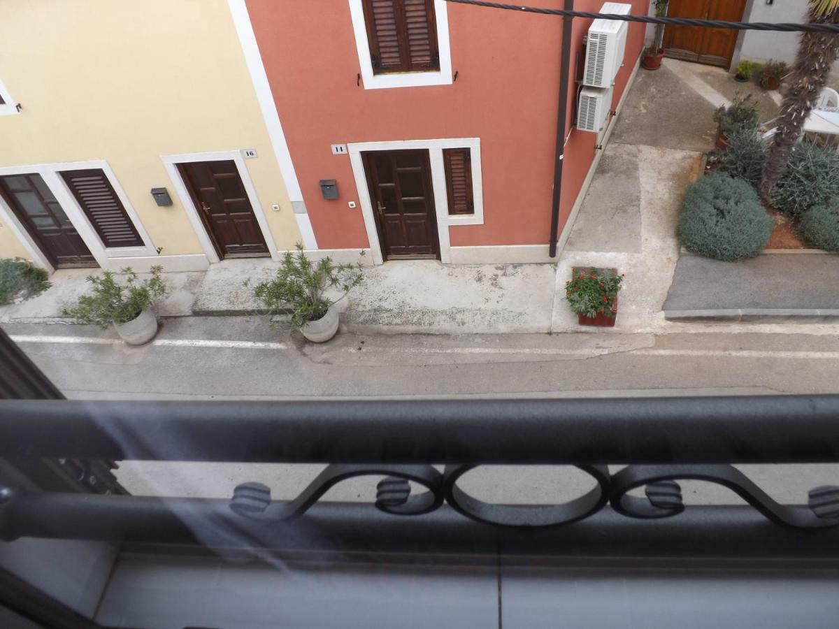 Apartments Pepe Novigrad Istria Esterno foto